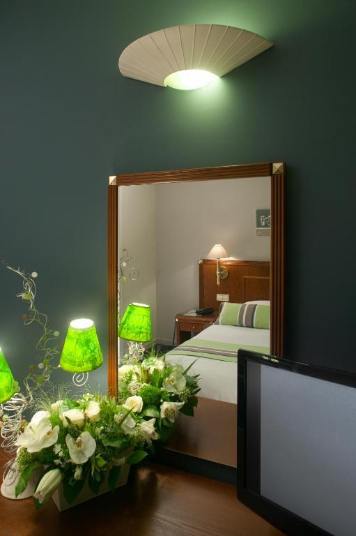 Logis Hotel & Restaurant - Lensotel Quarto foto